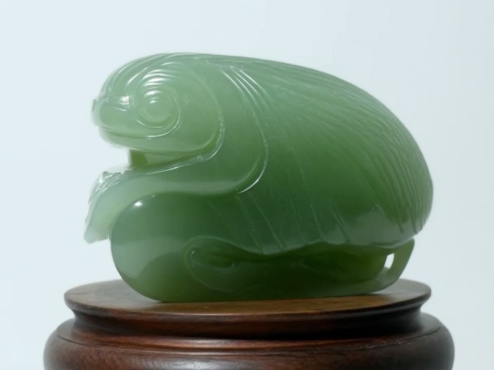 翡翠 細工 置物